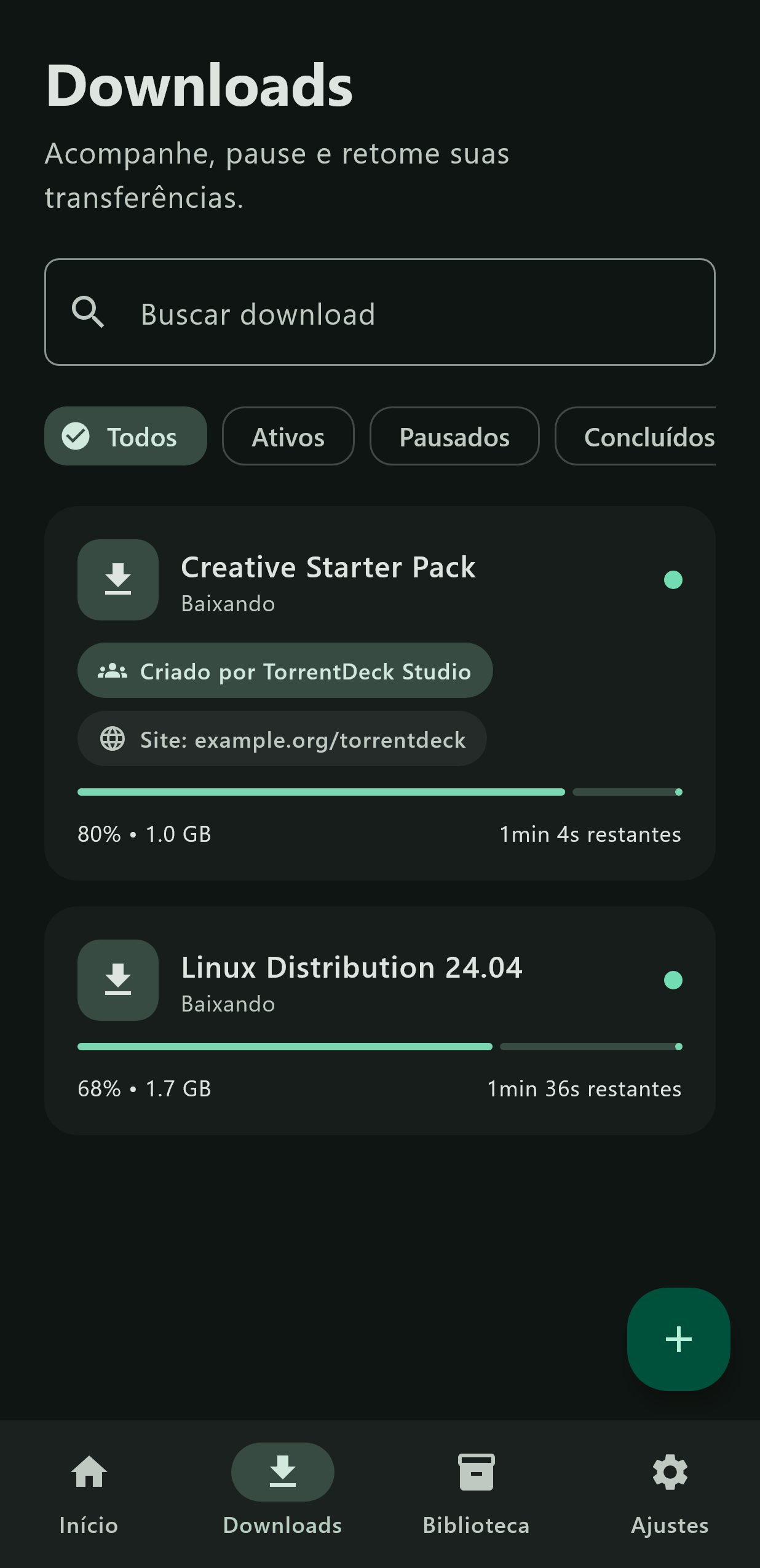 Tela de Downloads do TorrentDeck com busca, filtros, progresso das transferências e navegação para a biblioteca.
